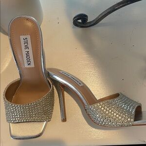 Steve Madden Glittering Silver Heels